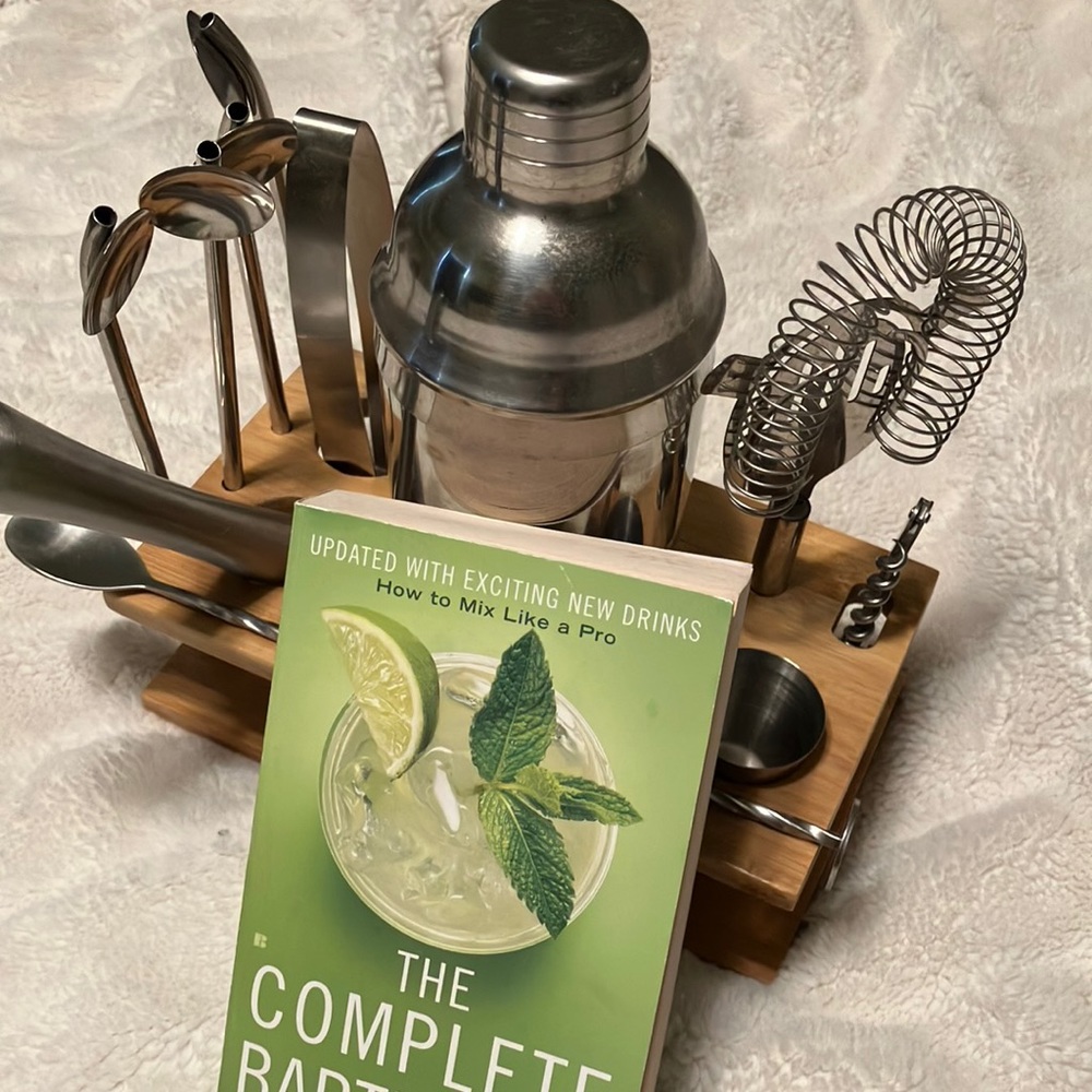 11 piece bartending set with holder and book